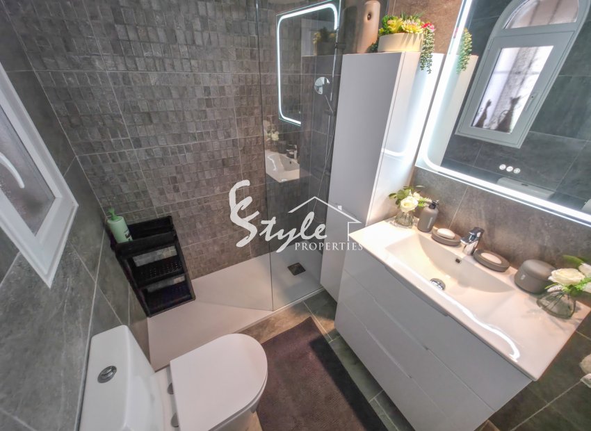 Resale - Villa - Villamartin, Orihuela Costa - Villamartin