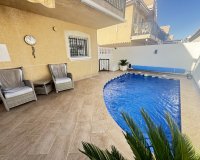 Resale - Villa - Villamartin, Orihuela Costa - Villamartin