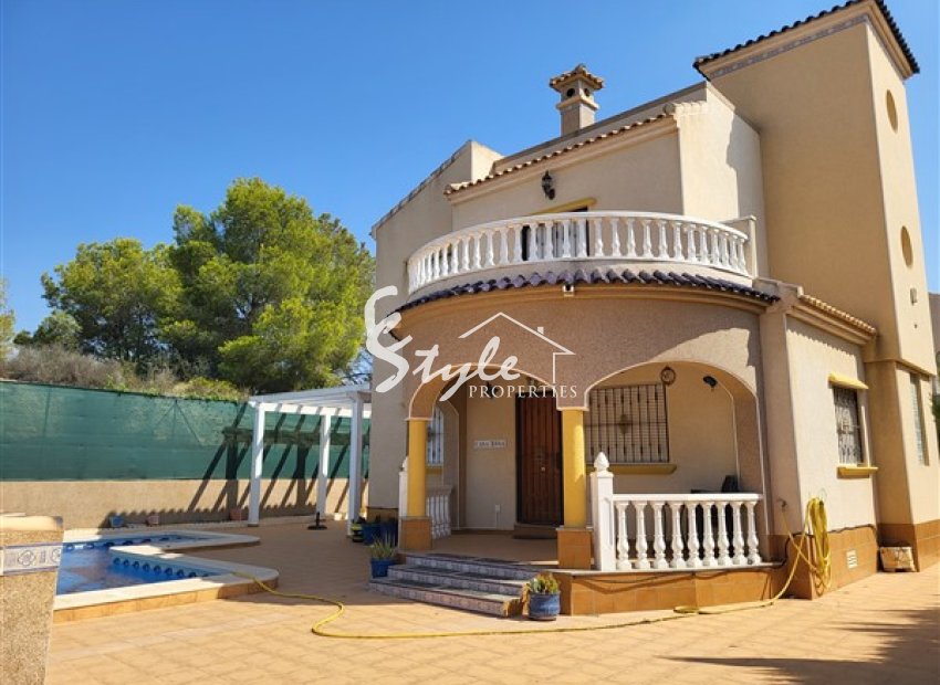 Resale - Villa - Villamartin, Orihuela Costa - Villamartin