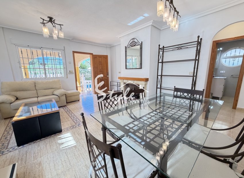 Resale - Villa - Villamartin, Orihuela Costa - Villamartin