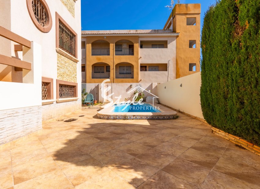 Resale - Villa - Villamartin, Orihuela Costa - Villamartin