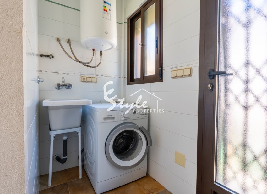 Resale - Villa - Villamartin, Orihuela Costa - Villamartin