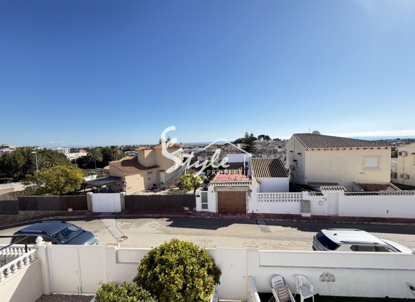 Resale - Villa - Villamartin, Orihuela Costa - Villamartin