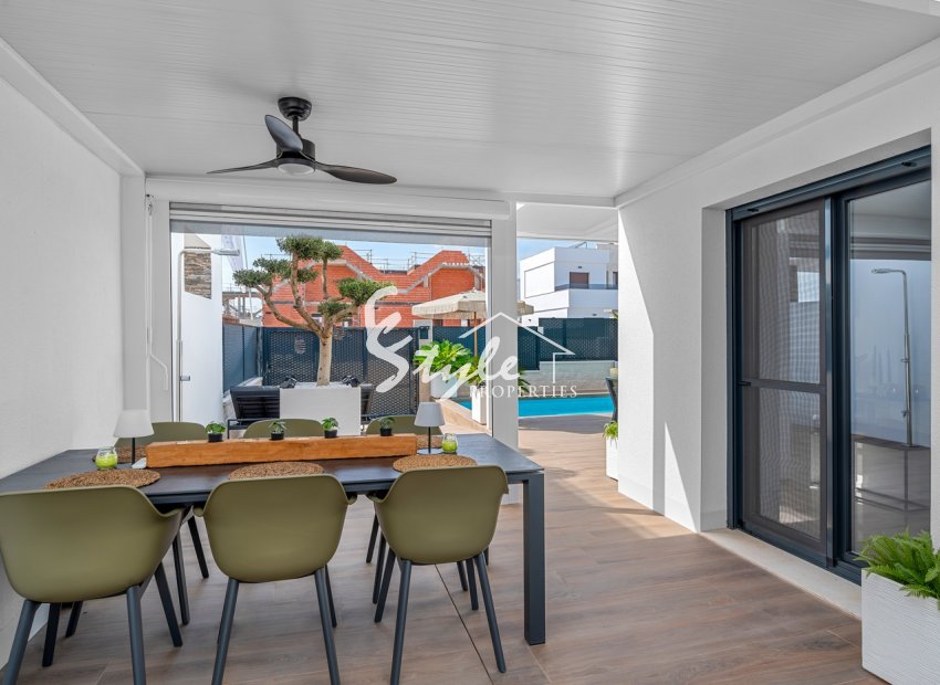 Resale - Villa - Villamartín - Orihuela