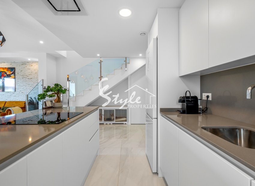 Resale - Villa - Villamartín - Orihuela