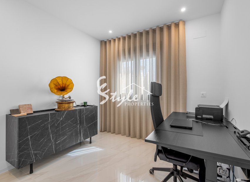 Resale - Villa - Villamartín - Orihuela