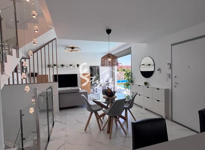 Resale - Villa - Villamartín - Pau 8