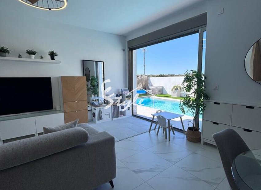 Resale - Villa - Villamartín - Pau 8
