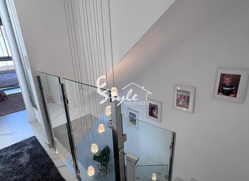 Resale - Villa - Villamartín - Pau 8