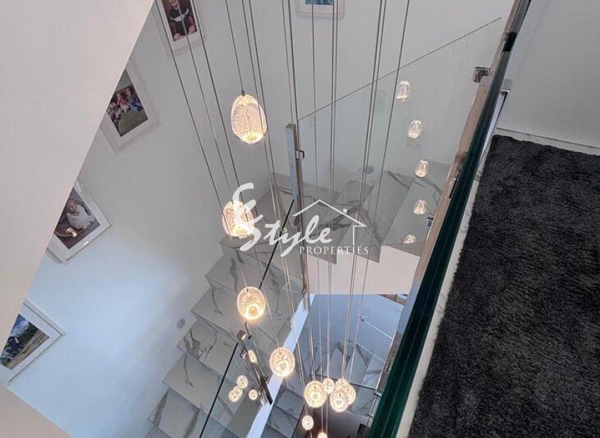 Resale - Villa - Villamartín - Pau 8
