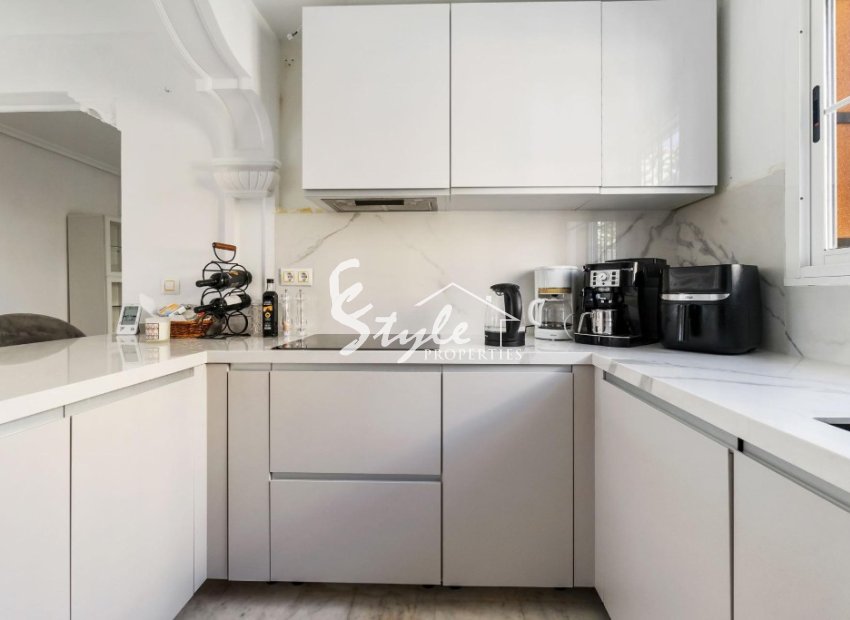 Resale - Villa - Villamartín - Villamartin