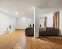 Resale - Villa - Villamartín - Villamartin
