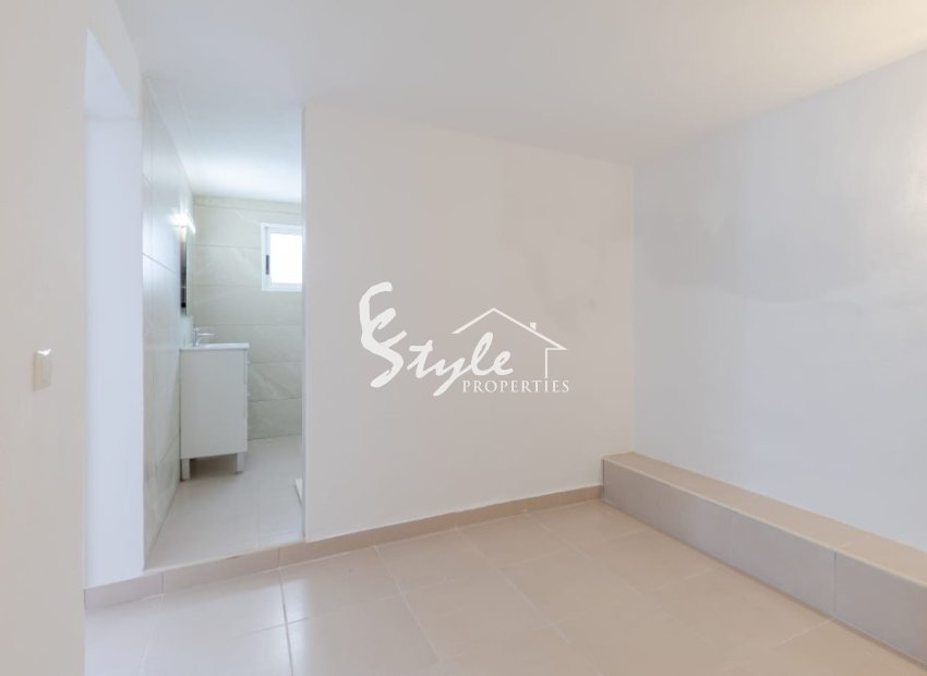 Resale - Villa - Villamartín - Villamartin