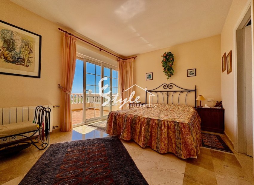 Resale - Villa - Villamartín - Villamartin