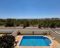 Resale - Villa - Villamartín - Villamartin