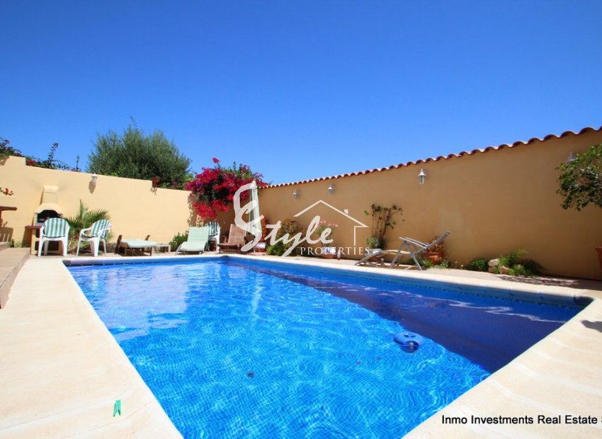 Resale - Villa - Villamartín - Villamartin