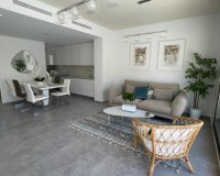 Resale - Villa - Villamartín - Villamartin