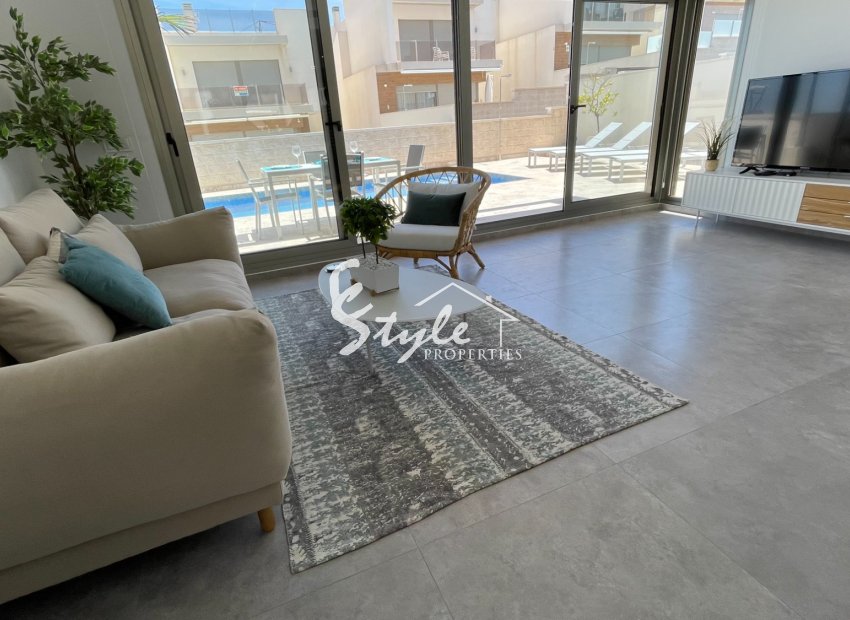 Resale - Villa - Villamartín - Villamartin