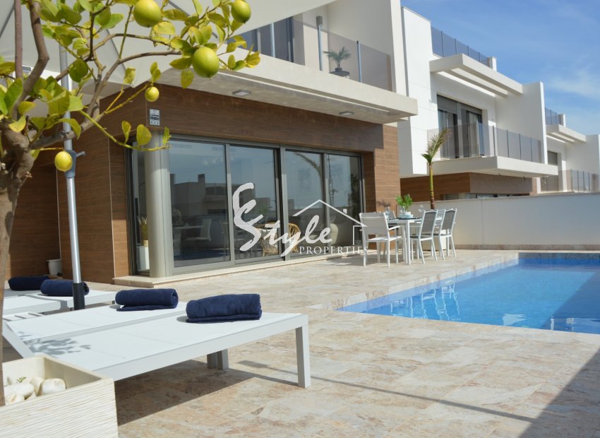 Resale - Villa - Villamartín - Villamartin