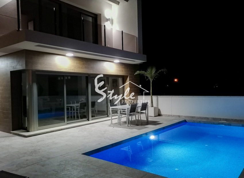 Resale - Villa - Villamartín - Villamartin