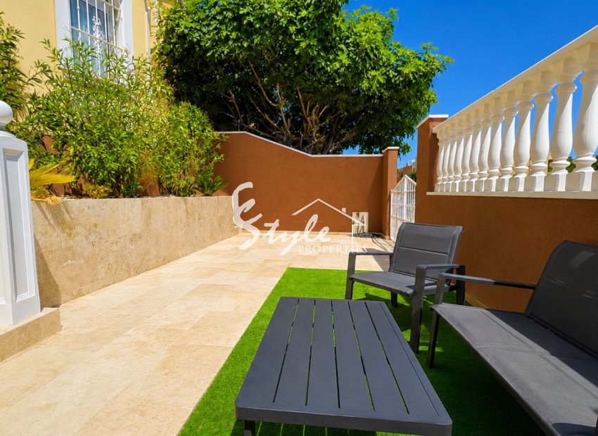 Resale - Villa - Villamartín - Villamartin
