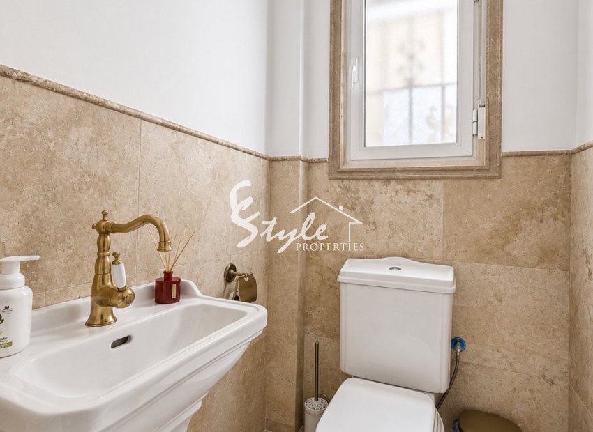 Resale - Villa - Villamartín - Villamartin