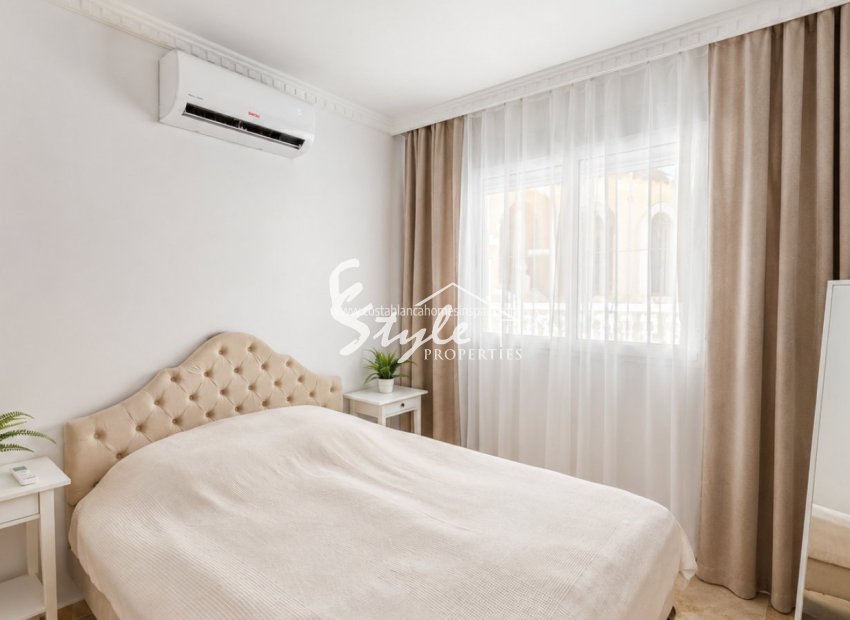 Resale - Villa - Villamartín - Villamartin