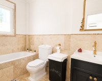 Resale - Villa - Villamartín - Villamartin