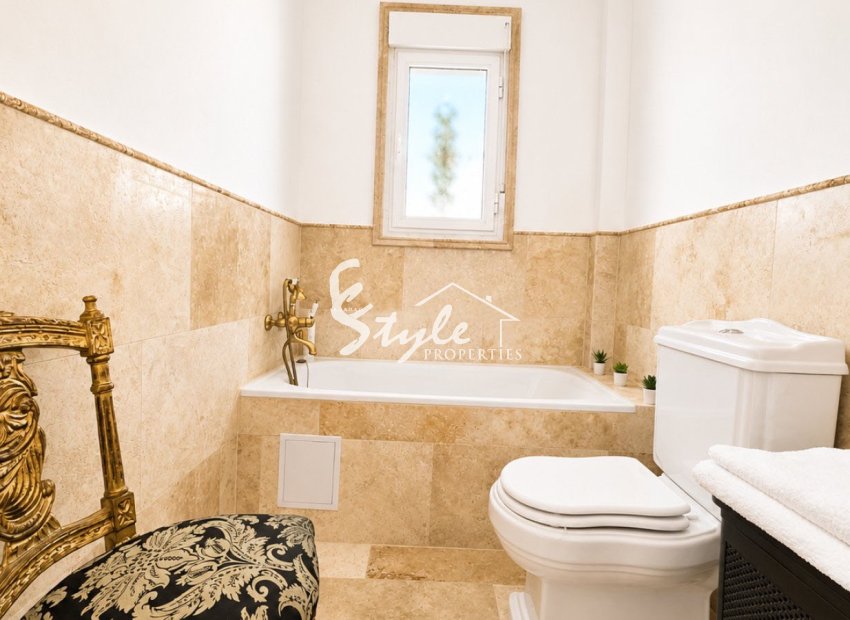 Resale - Villa - Villamartín - Villamartin