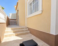 Resale - Villa - Villamartín - Villamartin