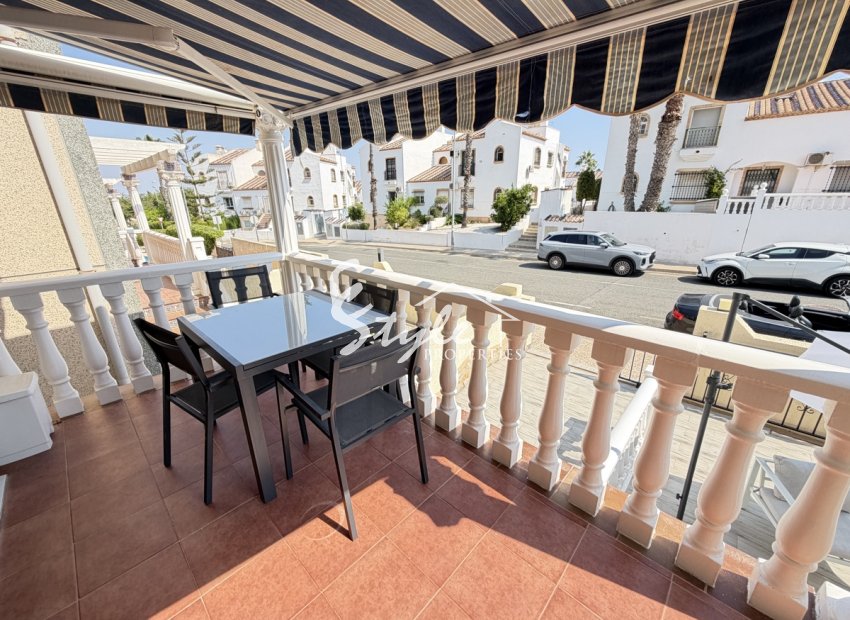 Resale - Villa - Villamartín - Villamartin