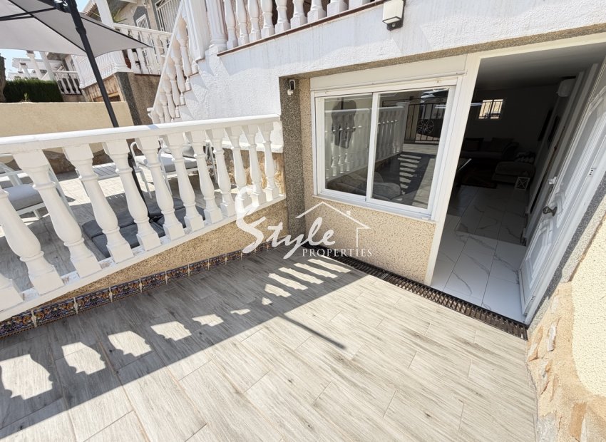 Resale - Villa - Villamartín - Villamartin