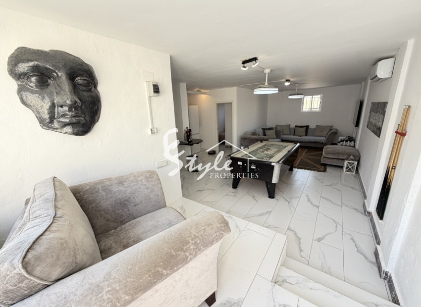 Resale - Villa - Villamartín - Villamartin