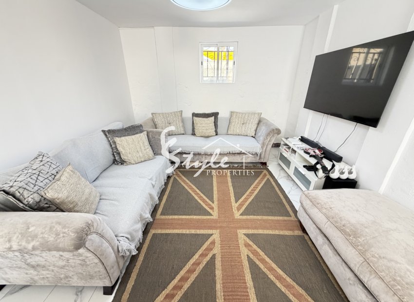 Resale - Villa - Villamartín - Villamartin