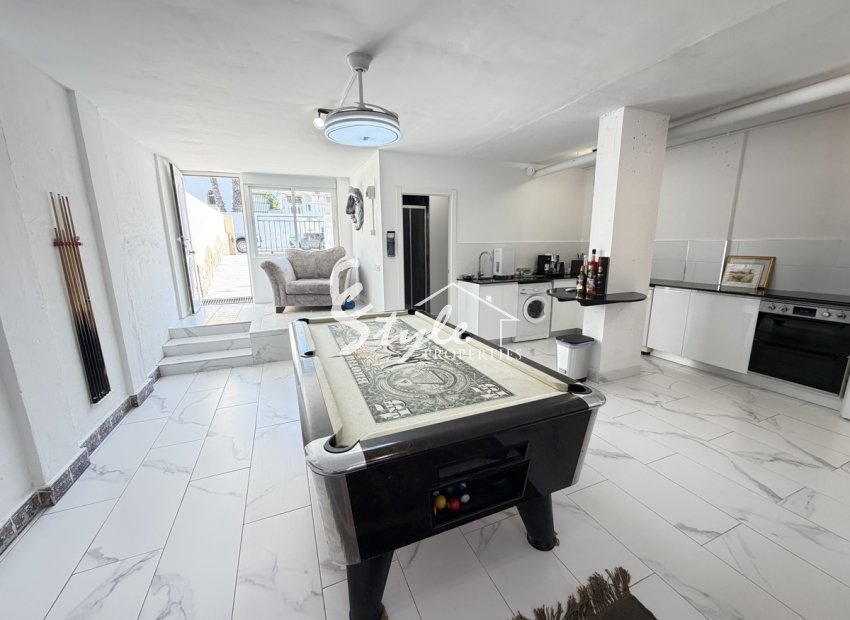 Resale - Villa - Villamartín - Villamartin
