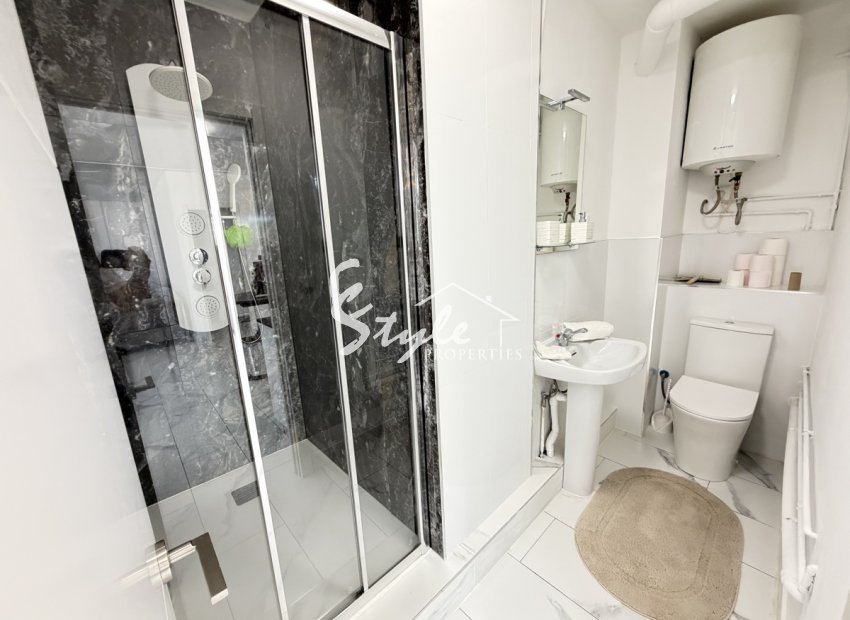 Resale - Villa - Villamartín - Villamartin