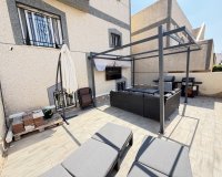Resale - Villa - Villamartín - Villamartin