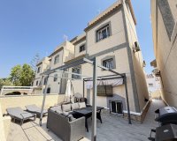 Resale - Villa - Villamartín - Villamartin
