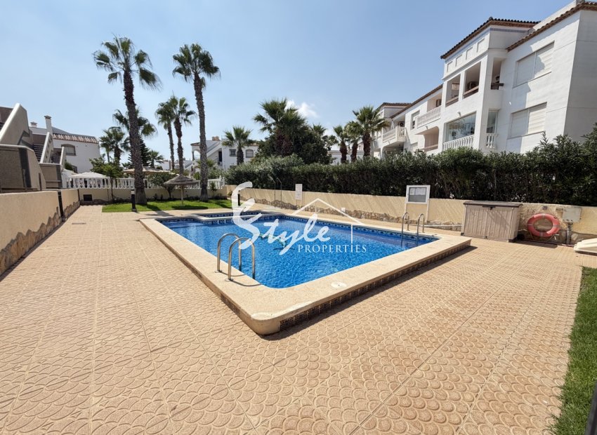 Resale - Villa - Villamartín - Villamartin