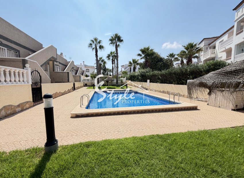 Resale - Villa - Villamartín - Villamartin