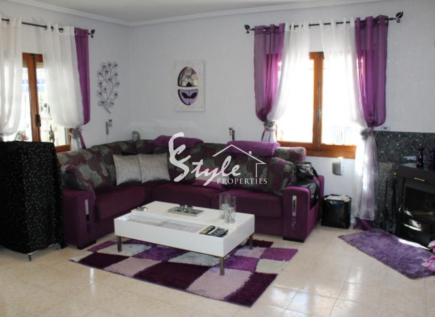 Resale - Villa - Villamartin