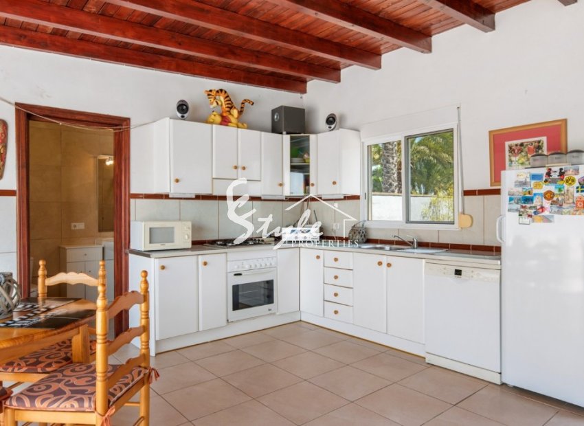 Resale - Village house - Alicante - Catral