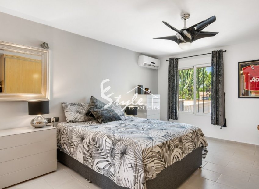 Resale - Village house - Alicante - Catral