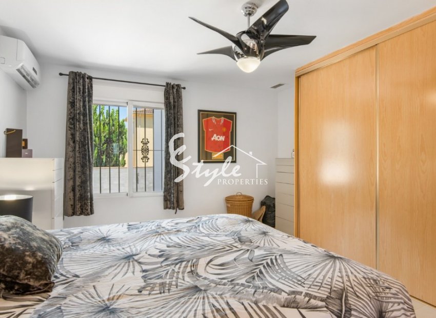 Resale - Village house - Alicante - Catral