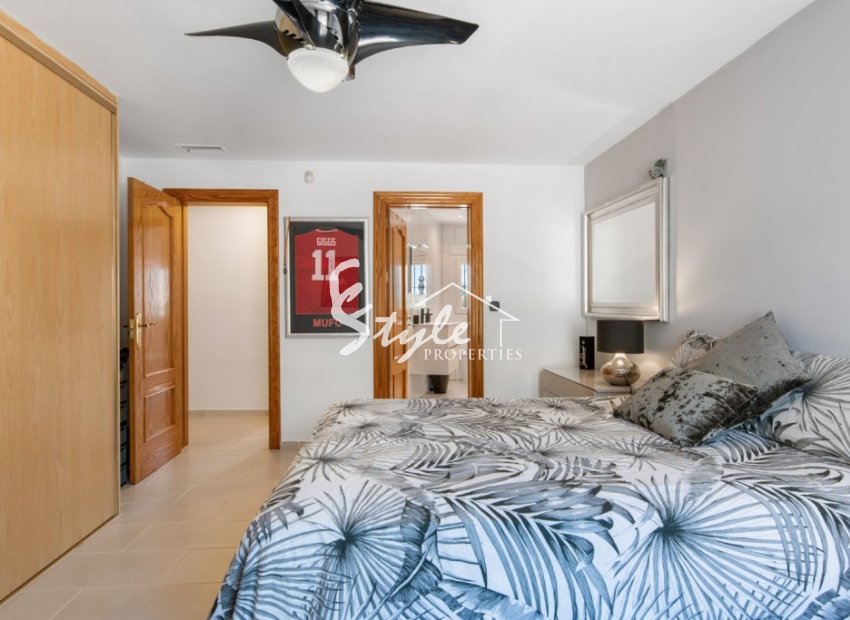 Resale - Village house - Alicante - Catral