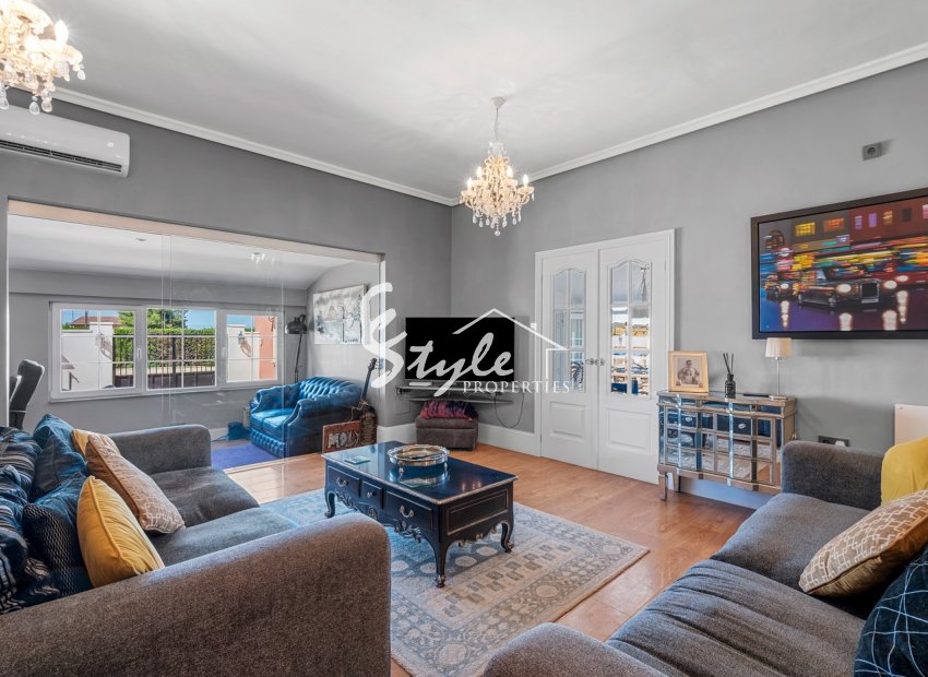 Resale - Village house - Almoradi - Las heredades
