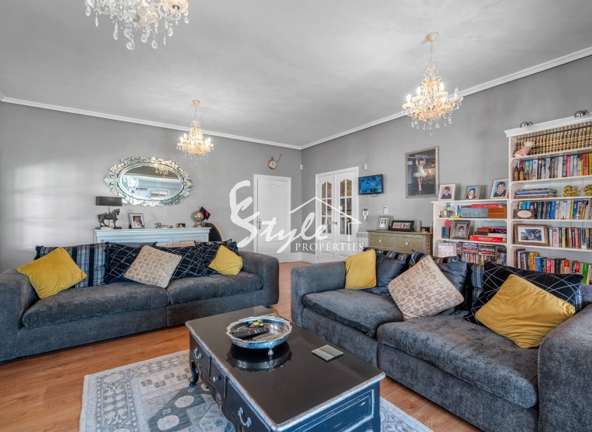 Resale - Village house - Almoradi - Las heredades
