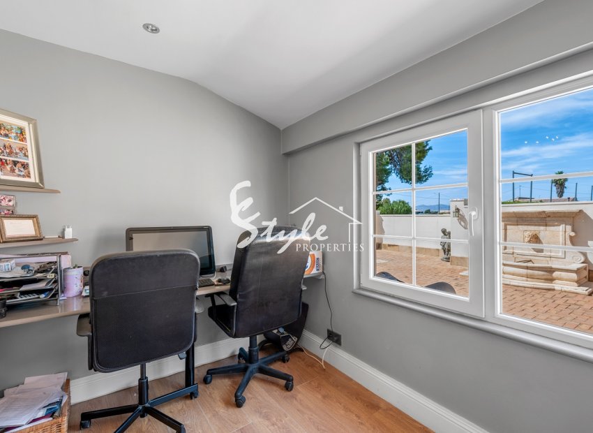 Resale - Village house - Almoradi - Las heredades