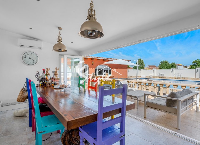 Resale - Village house - Almoradi - Las heredades
