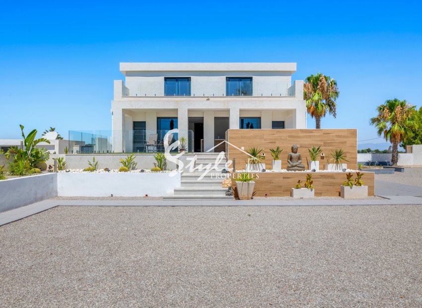 Resale - Village house - Los Montesinos - La Herada